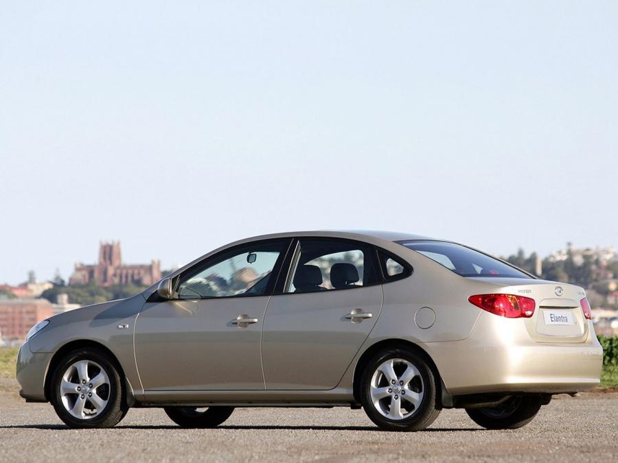  Hyundai Elantra 2006 года  (AU) (фото 12 из 13)